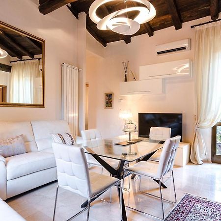 Begatto Apartment, Nel Cuore Del Centro Storico Болоня Екстериор снимка