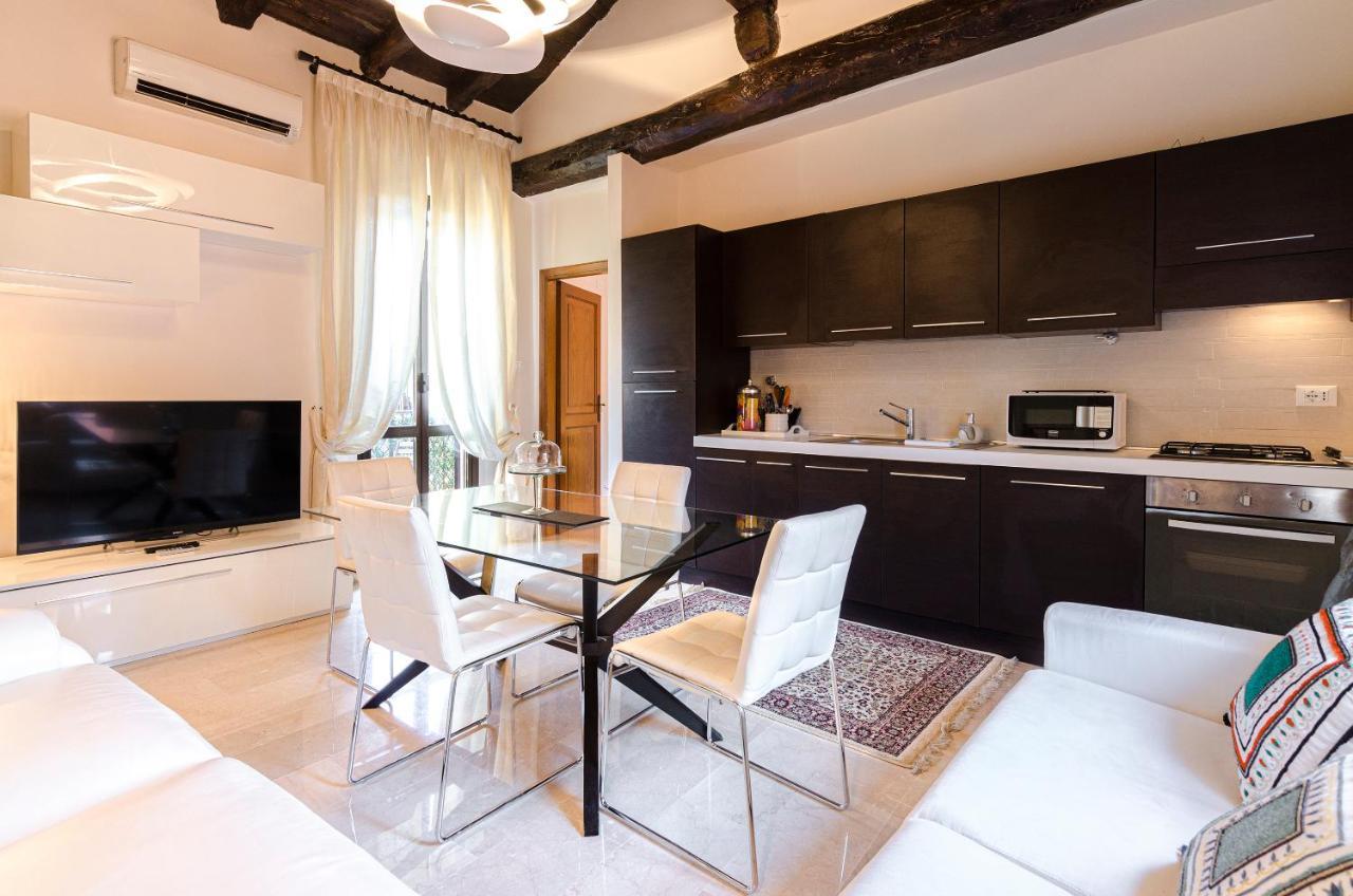 Begatto Apartment, Nel Cuore Del Centro Storico Болоня Екстериор снимка