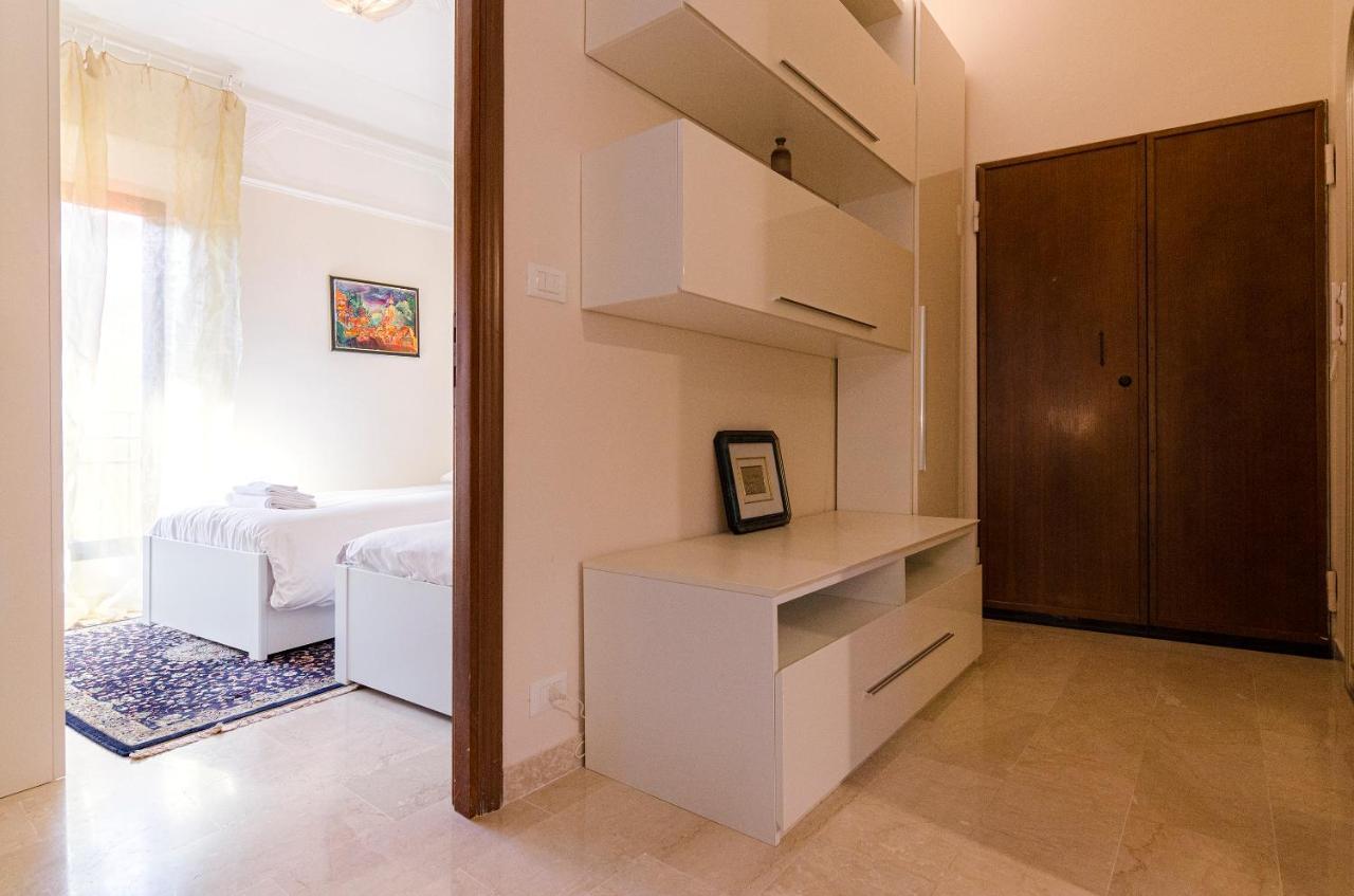 Begatto Apartment, Nel Cuore Del Centro Storico Болоня Екстериор снимка